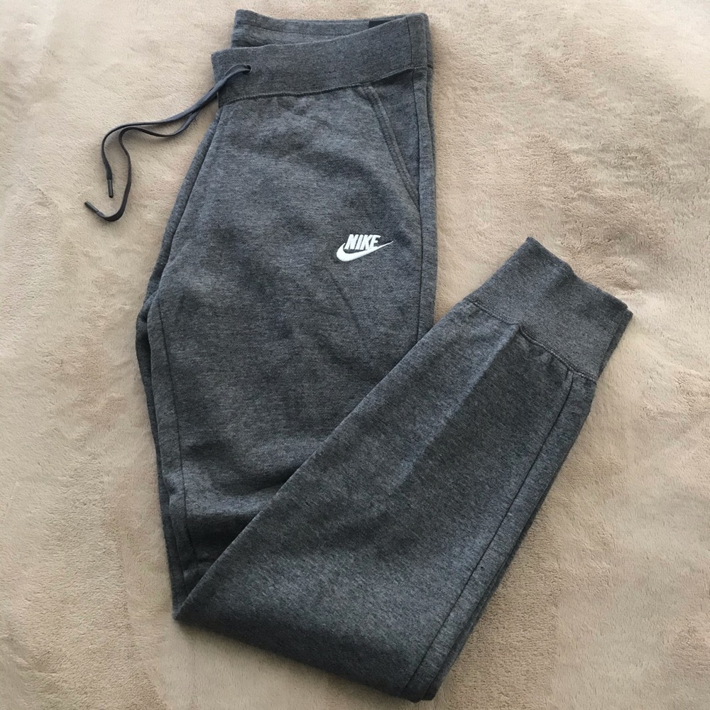 Nike Slim Fit Joggers